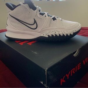 New Kyrie 7TB brand new in box never worn.